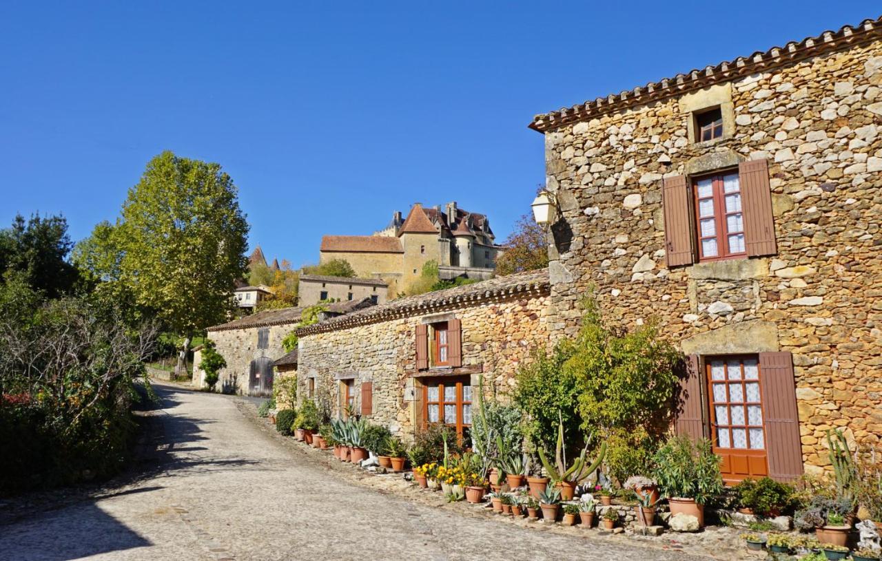 Maison Avec Patio Dans Le Centre Historique Villa Terrasson Eksteriør bilde